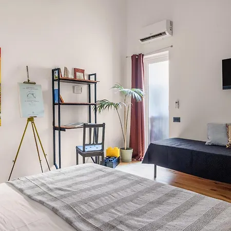 Azizo, La Apartmán *